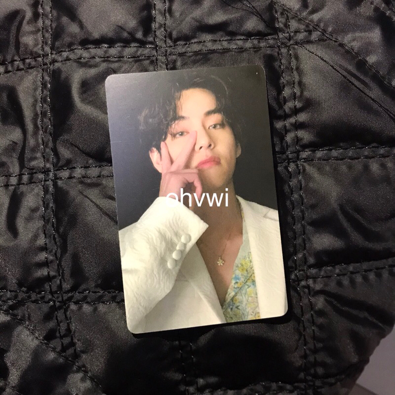 Taehyung BE Deluxe Lucky Draw M2U