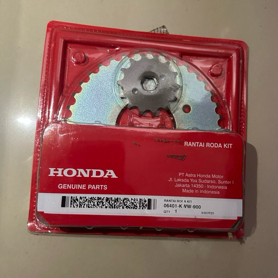 GEAR RANTAI SET GIR SET  06401-KWW-900 HONDA BLADE 110 REVO 110 100% ORIGINAL 06401KWW900 | AHM