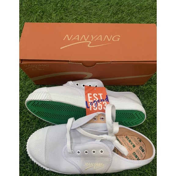 Cuci gudang sepatu takraw nanyang original