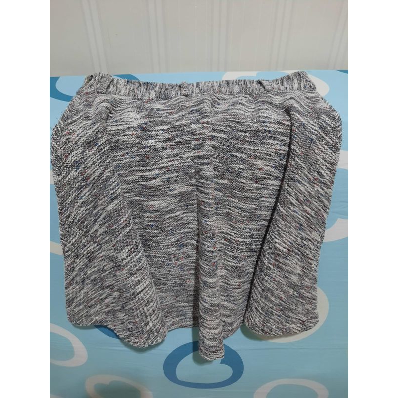 Rok pendek motif salur