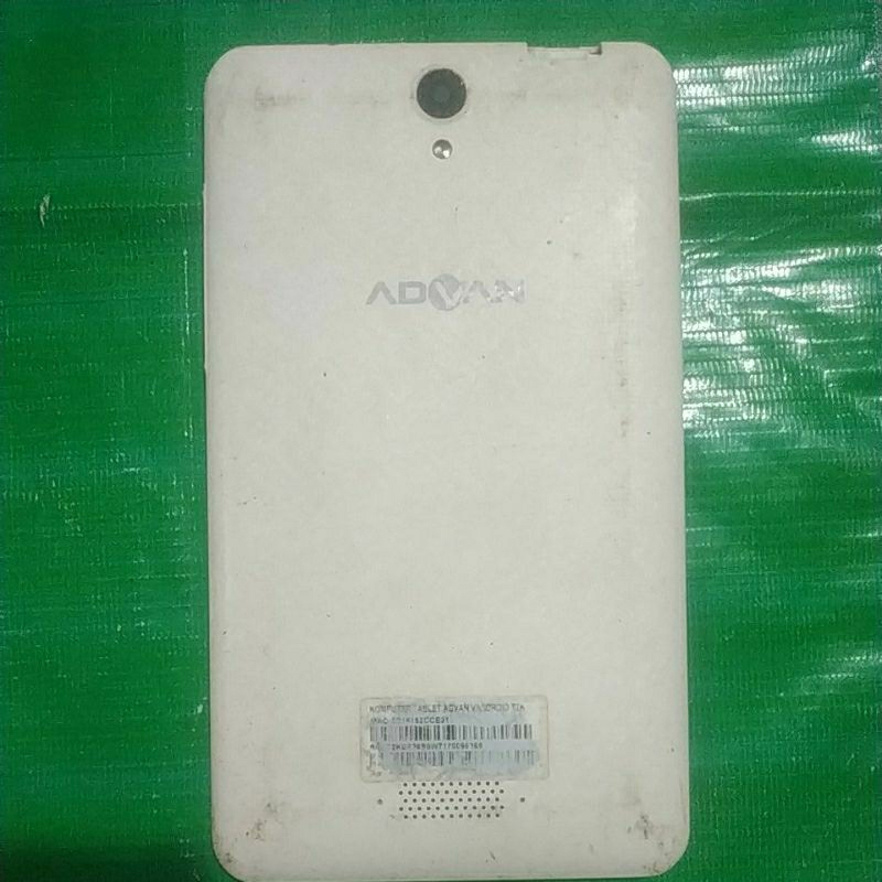 backdoor bekas tab Advan Vandroid t2k