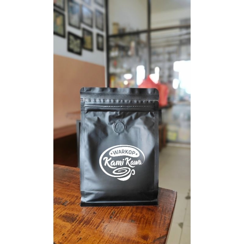 

Kopi Pangkalpinang 100% Robusta Khas Bangka - Asli dari petani kopi Bangka