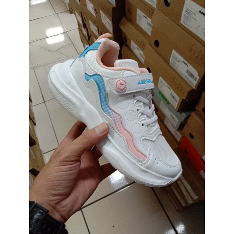sepatu anak putih airwalk original
