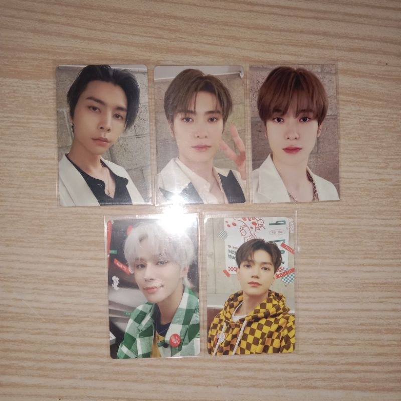 PHOTOCARD OFFICIAL SEASON GREETINGS SG 22 & SG 23 NCT 127 SELCA JAEHYUN JOHNNY, TAEYONG JUNGWOO PIZZ