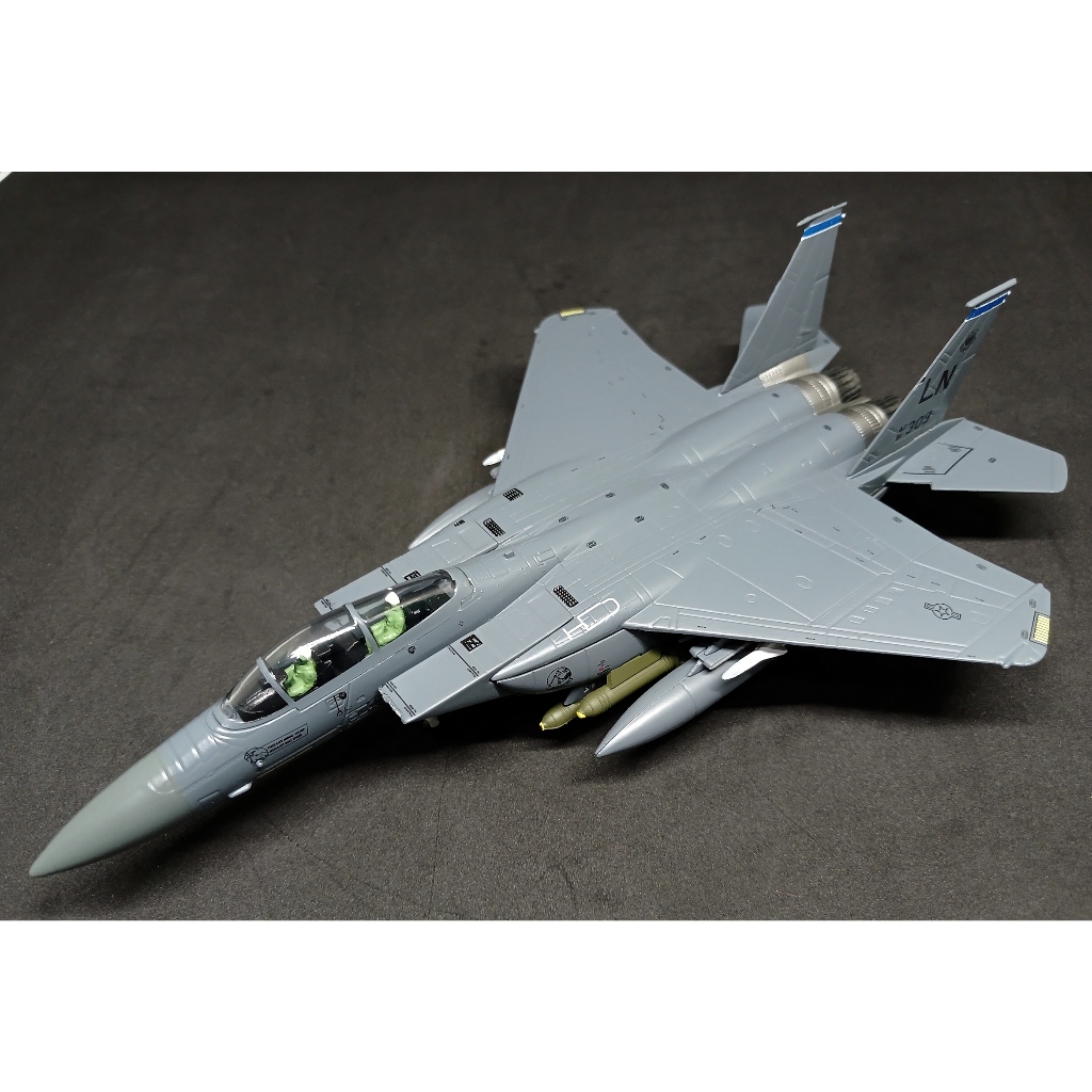Diecast Pesawat Jet Tempur USAF F-15 E Strike Eagle Skala 100 Boeing