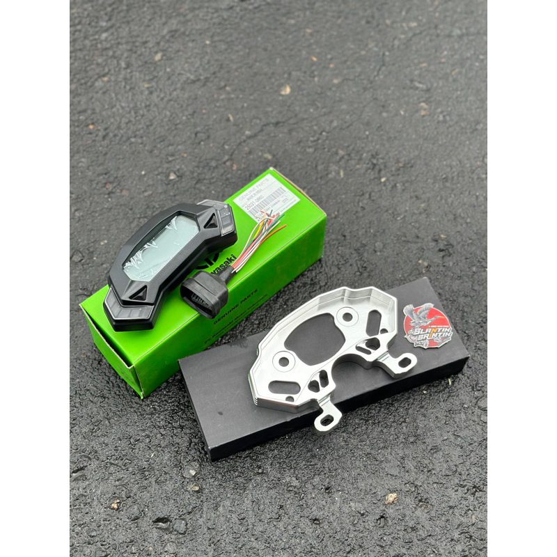 Spedometer ninja rr mono ORIGINAL kawasaki set breket cnc spido rrmono original spedo rrmono digital