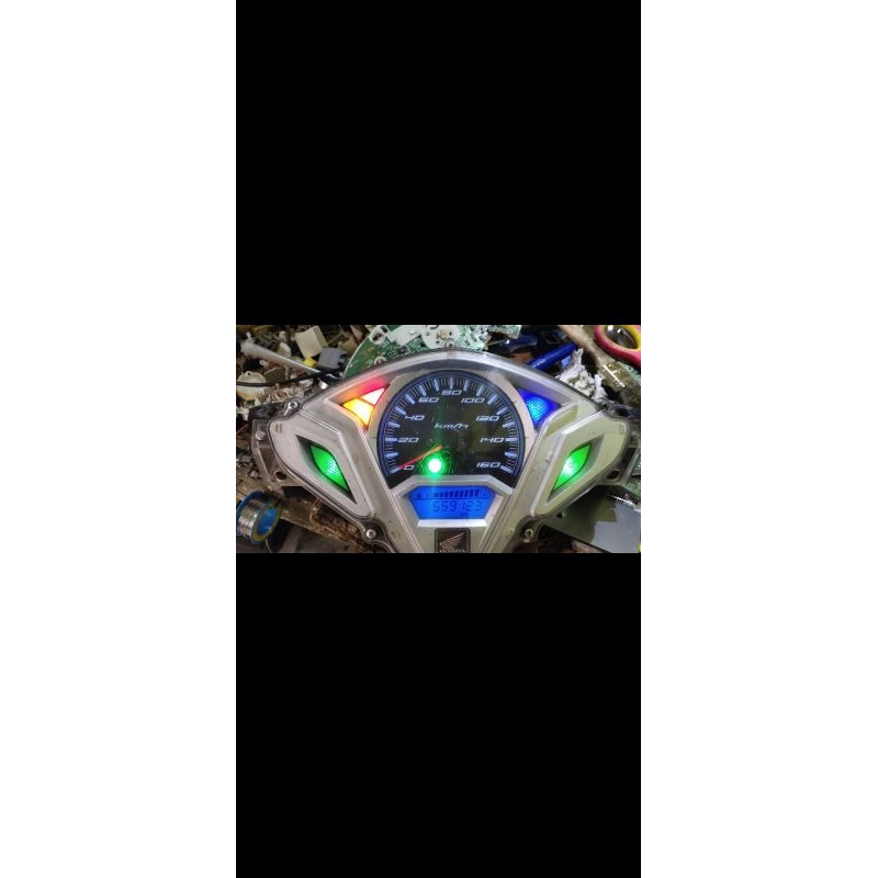speedometer VARIO 125 Old