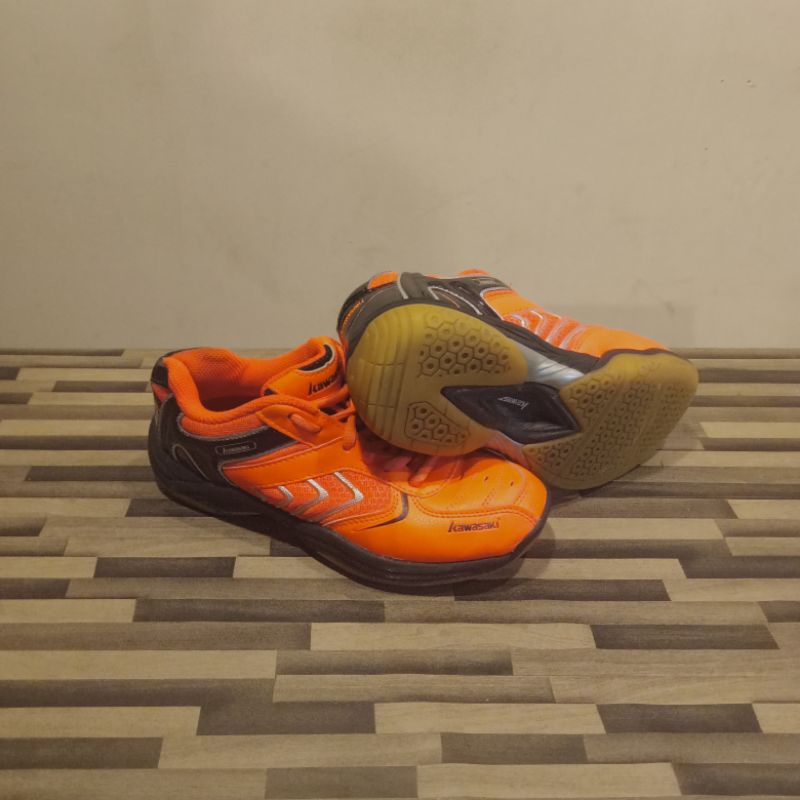 Sepatu Badminton Kawasaki SB421 size 36 inshole 22,5 cm bekas Like New Original