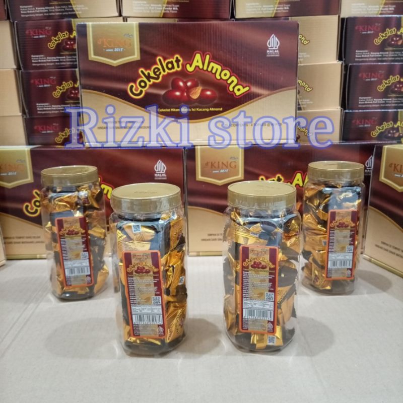 

Coklat Almond Cokelat Hitam Manis isi kacang almon