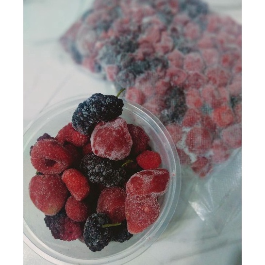 

55 COD FROZEN MIX BERRY MIX BERRIES RASBERY MiX 5GR