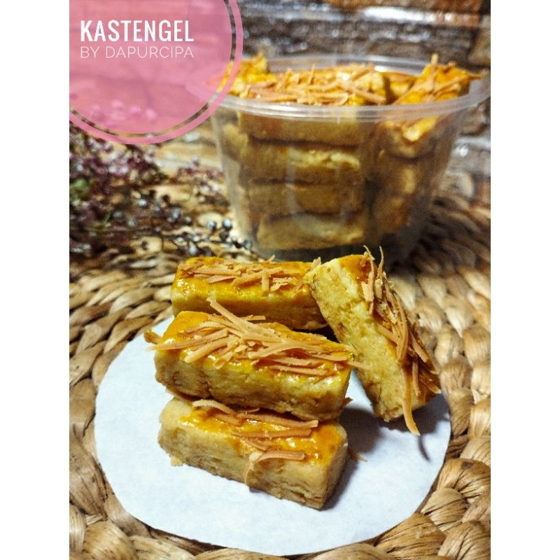 

Kastengel dengan keju Chedar dan Parmesan