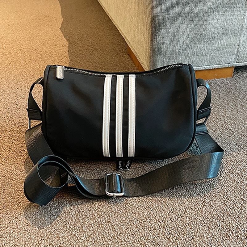 Tas Import/Tas Selempang Sport/Tas Wanita