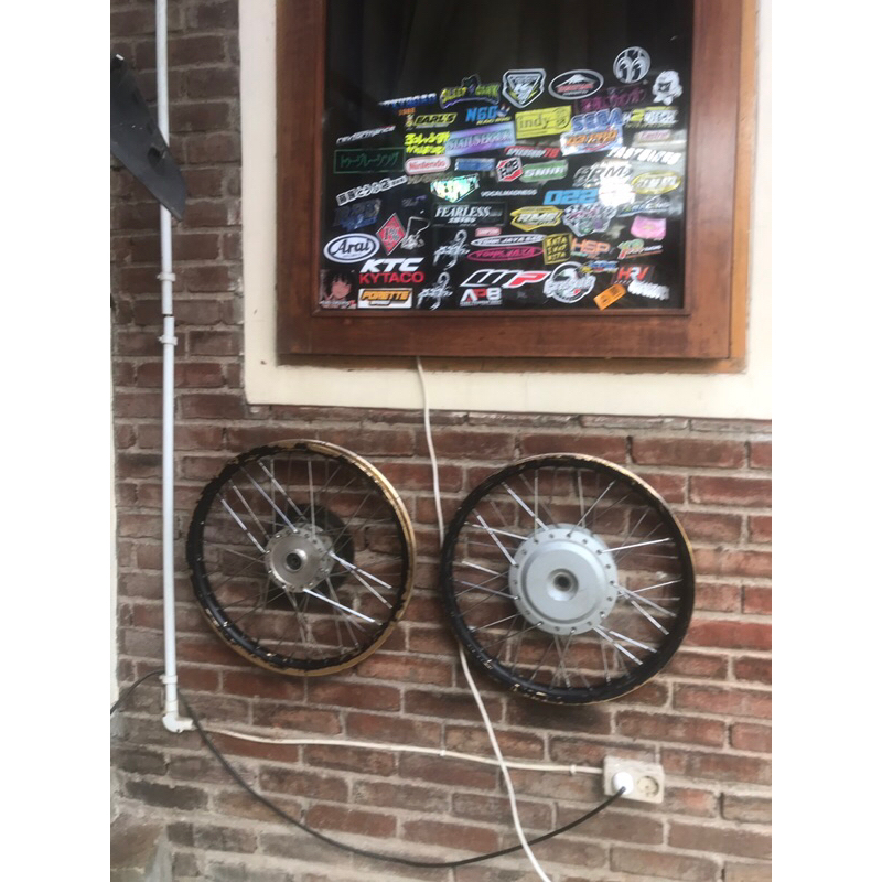 velg ring 17 beat fi karbu scoopy genio bekas