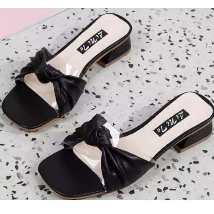 Sandal Heels Pita Hak Pendek (1-3 cm) Sandal Hak Tahu Wanita