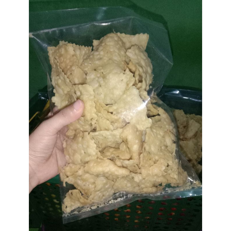 

kerupuk Bawang gurih