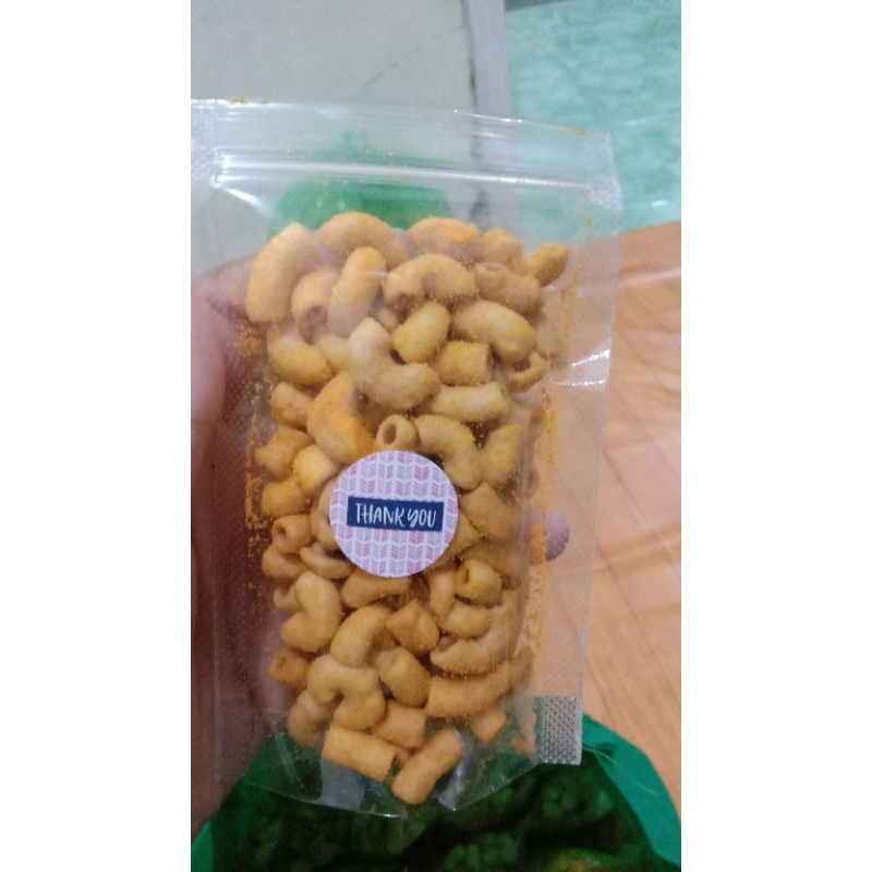 

Macaroni bantet 25 g rasa jagung bakar