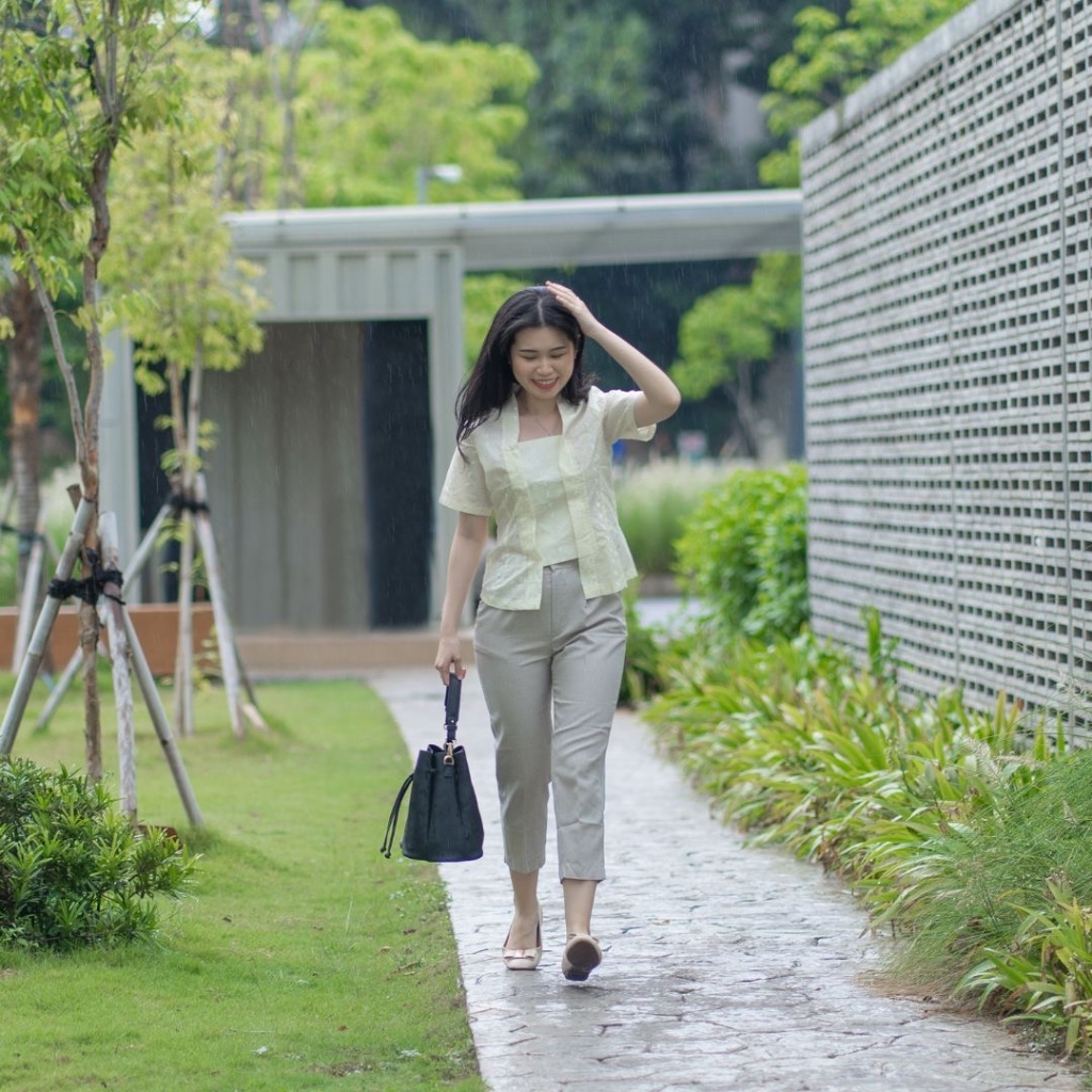 Padma - Kembang Bordir Kuning Muda [Kebaya Kutubaru Katun]