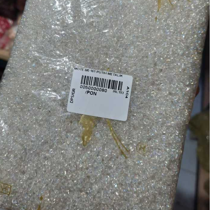 450GR MOTE JOY PASIR 8/0 161 PUTIH METALIK / MOTE MANIK PAYET / KERAJINAN