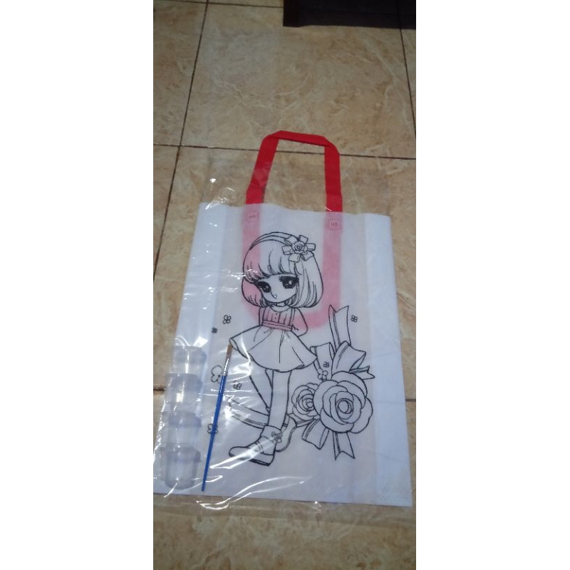 

Tas Spoundbond Mewarnai