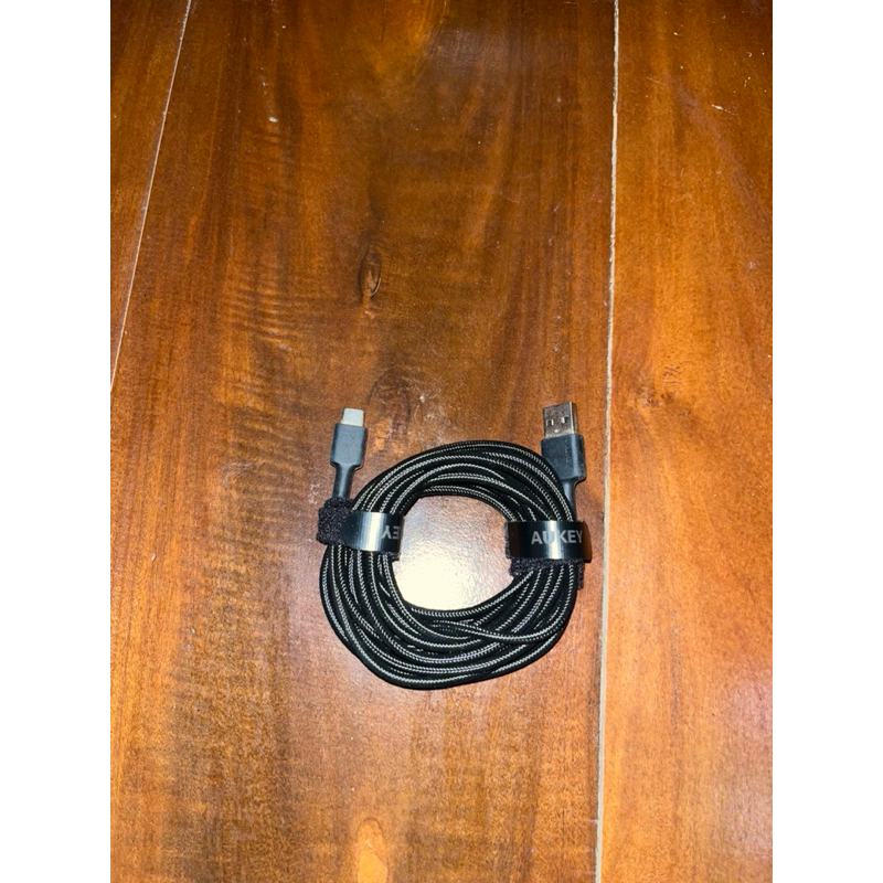 [Preloved] Kabel Charger Aukey Type C Ukuran 3 Meter