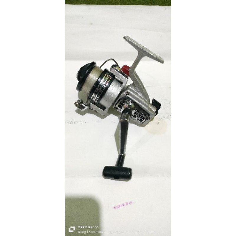 reel daiwa sprinter ST-850