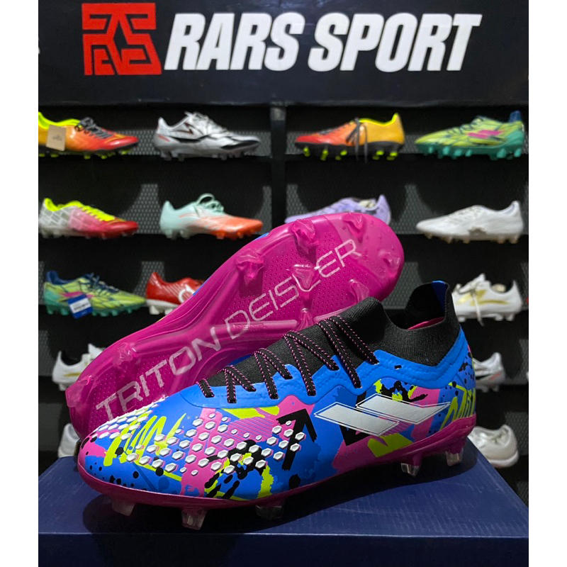 SEPATU BOLA MILLS TRITON DEISLER ELITE