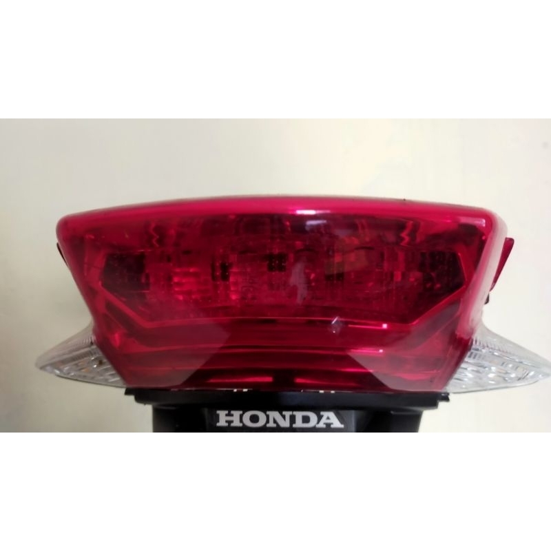 Lampu belakang pcx cbu stoplamp pcx cbu led 150 original