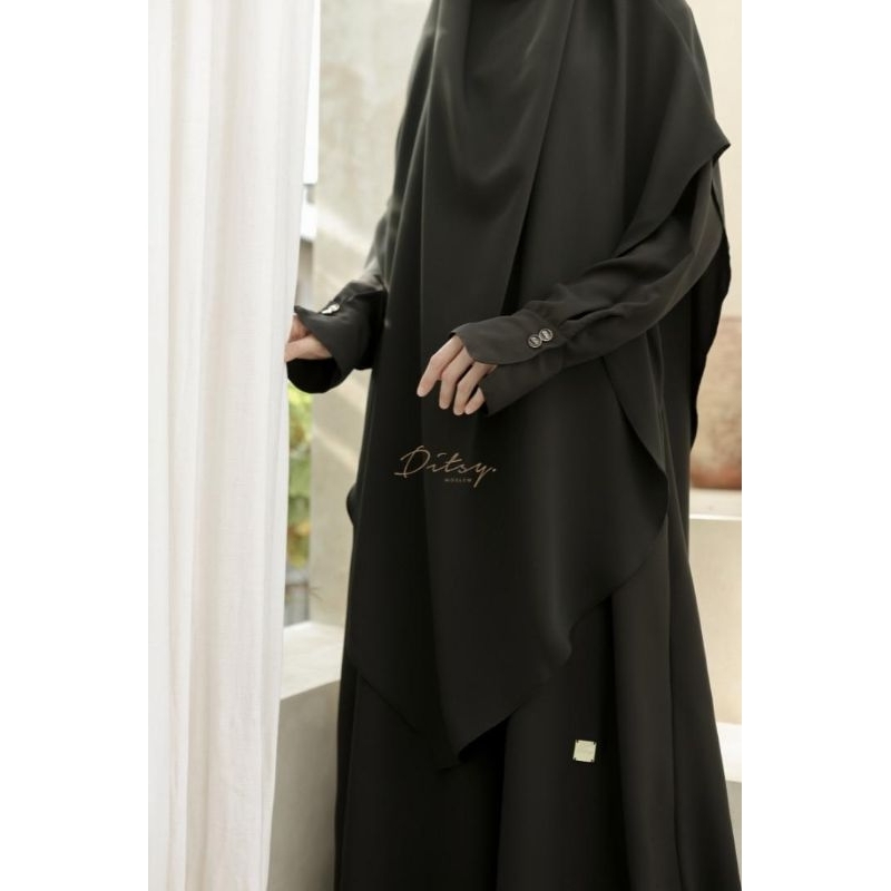 DITSY MOSLEM || LORRY BLACK MINA  SIZE M
