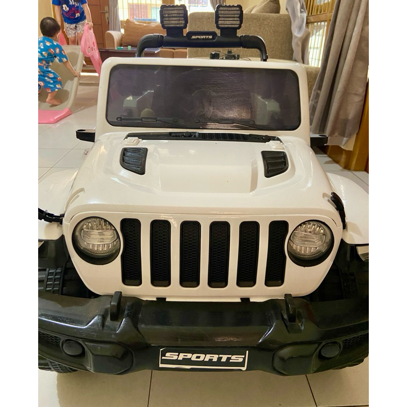 PRELOVED MAINAN MOBILAN AKI ANAK