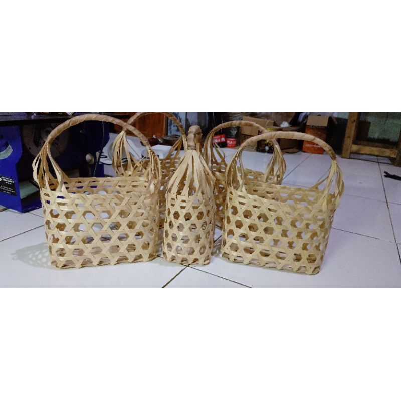 

Tas Parc lebaran Souvenir Bambu Hampers lebaran