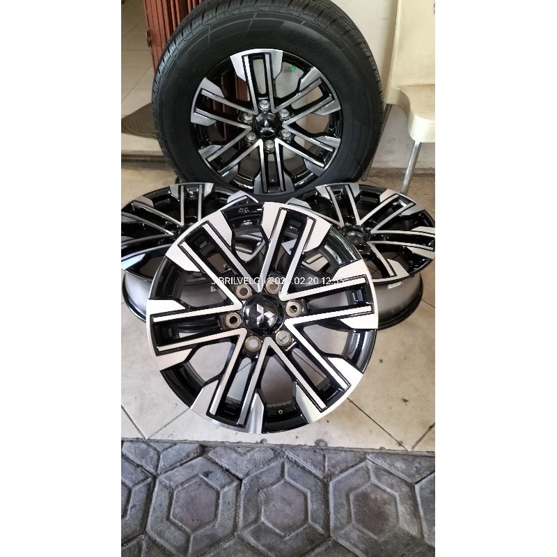 VELG OEM PAJERO FACELIFT R18
