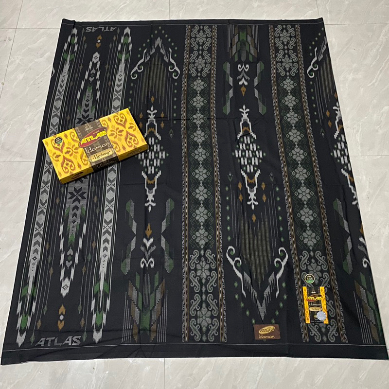 Sarung Dewasa Atlas Idaman Kembang 555 motif BHS Warna Hitam Original