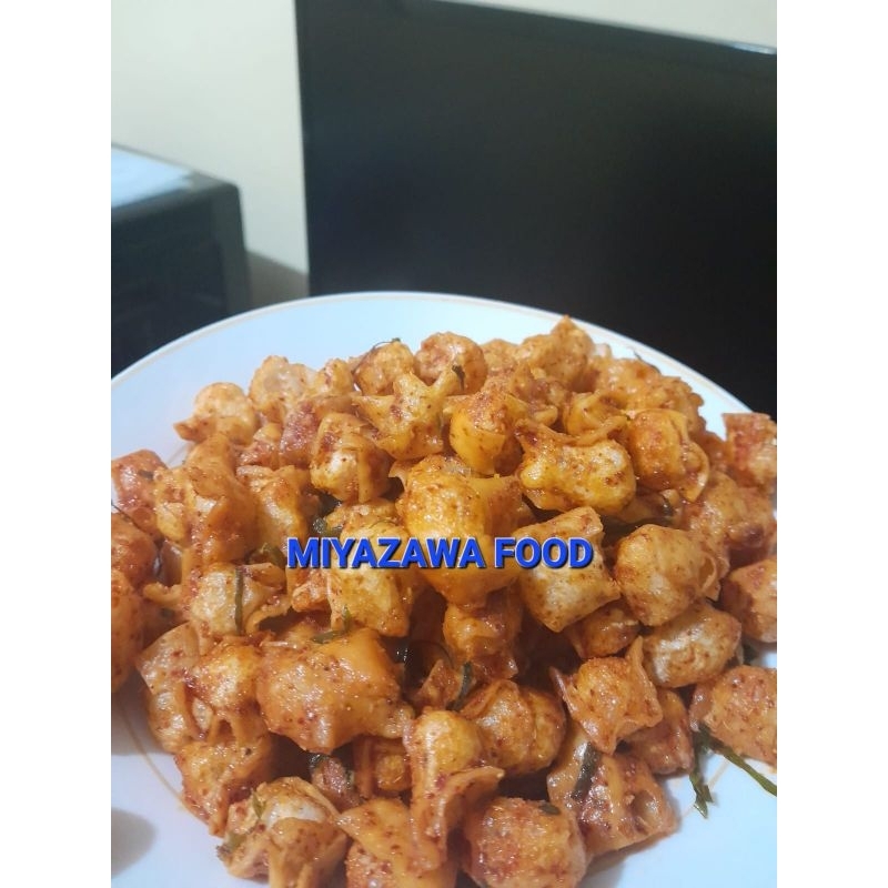 

BATAGOR KERING EXTRA PEDAS DAUN JERUK ISI 100 GRAM ENAK GURIH PEDAS