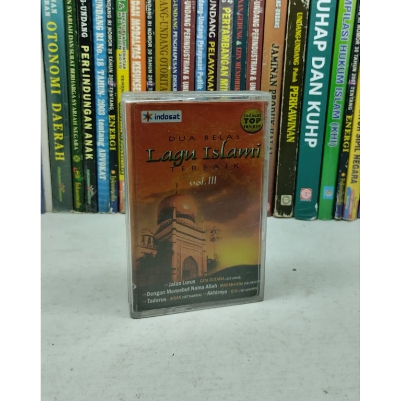 KASET PITA TAPE / DUA BELAS LAGU ISLAMI TERBAIK VOL. III / VARIOUS ARTISTS