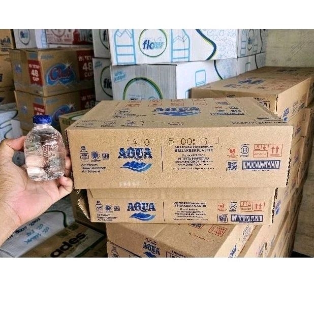 

BARU!!! /AMS CTN 24*220ML - AQUA BOTOL TERKECIL 220ML ISI 24BOTOL PER KARTON / AIR MINERAL PET