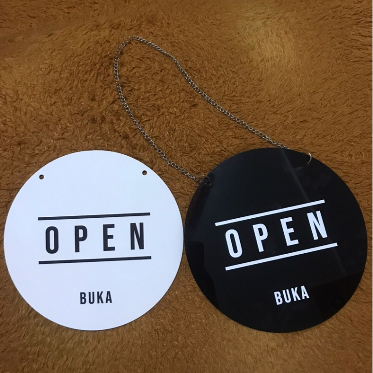 Acrylic Signage Open Close/Akrilik Open Close (Bulat)