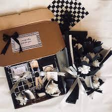 

PACKING BOX HADIAH