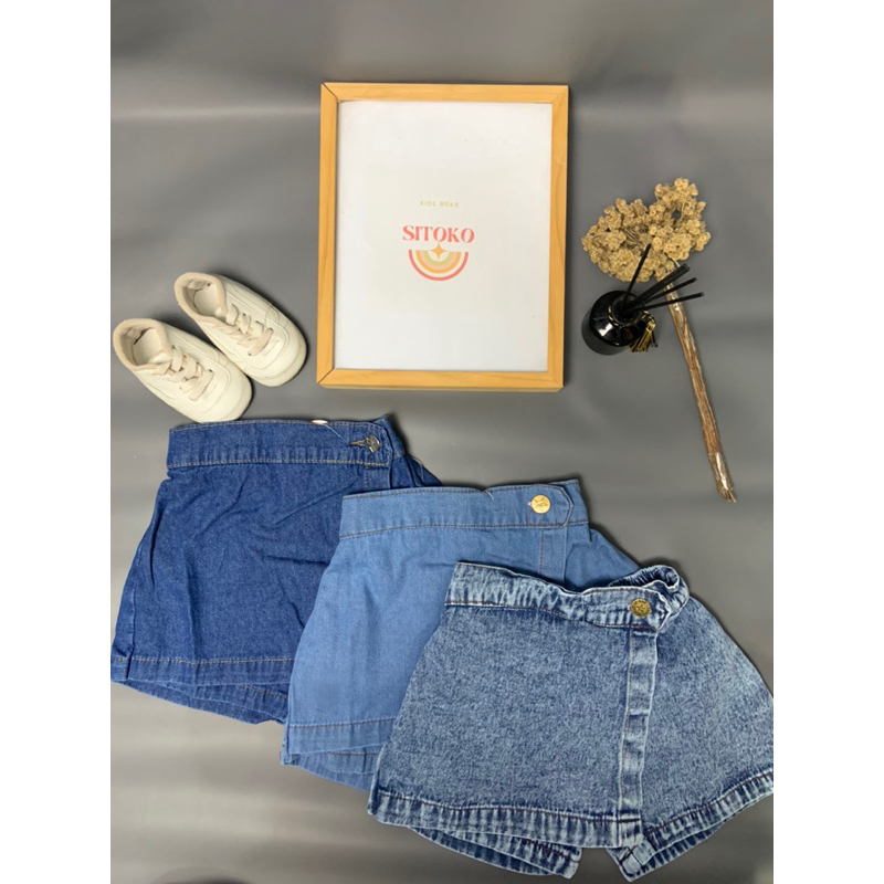 Rocela Jeans