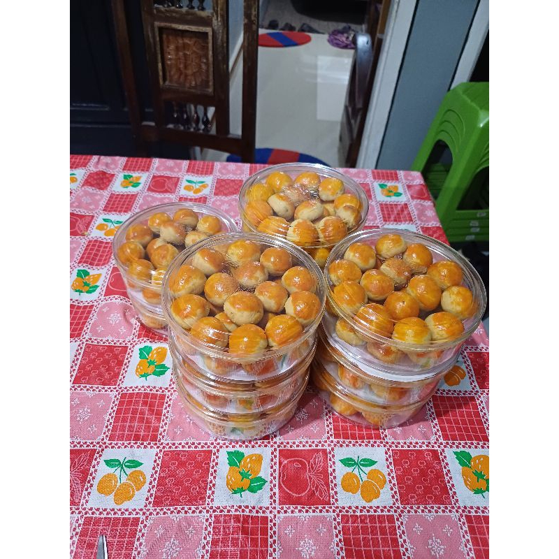 

nastar klasik kemasan toples 250gr/freebubblewrap