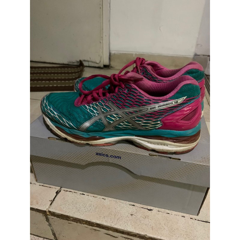 ASICS gel nimbus-18
