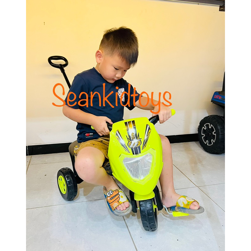 Yotta Tolo Car Si Gesit sang pengejar school bus Motor Dorong Anak