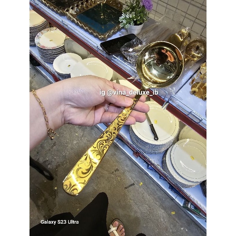 Sendok Sop Prasmanan Stainless Gold