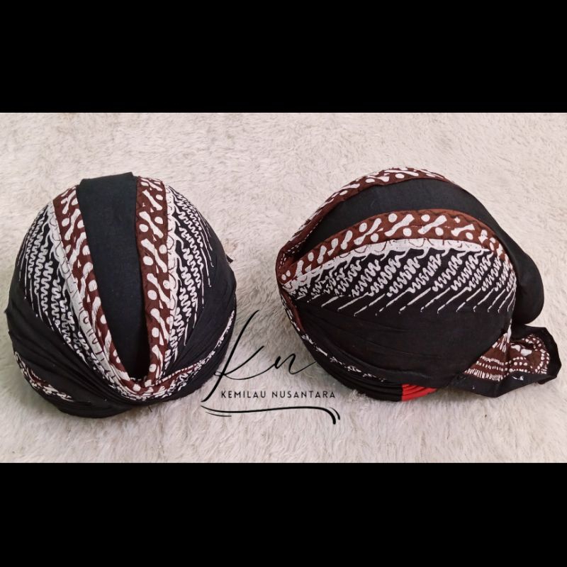 Blangkon jogja matataraman kumitir (blangkon jogja)/ blangkon Jawa/blangkon hitam