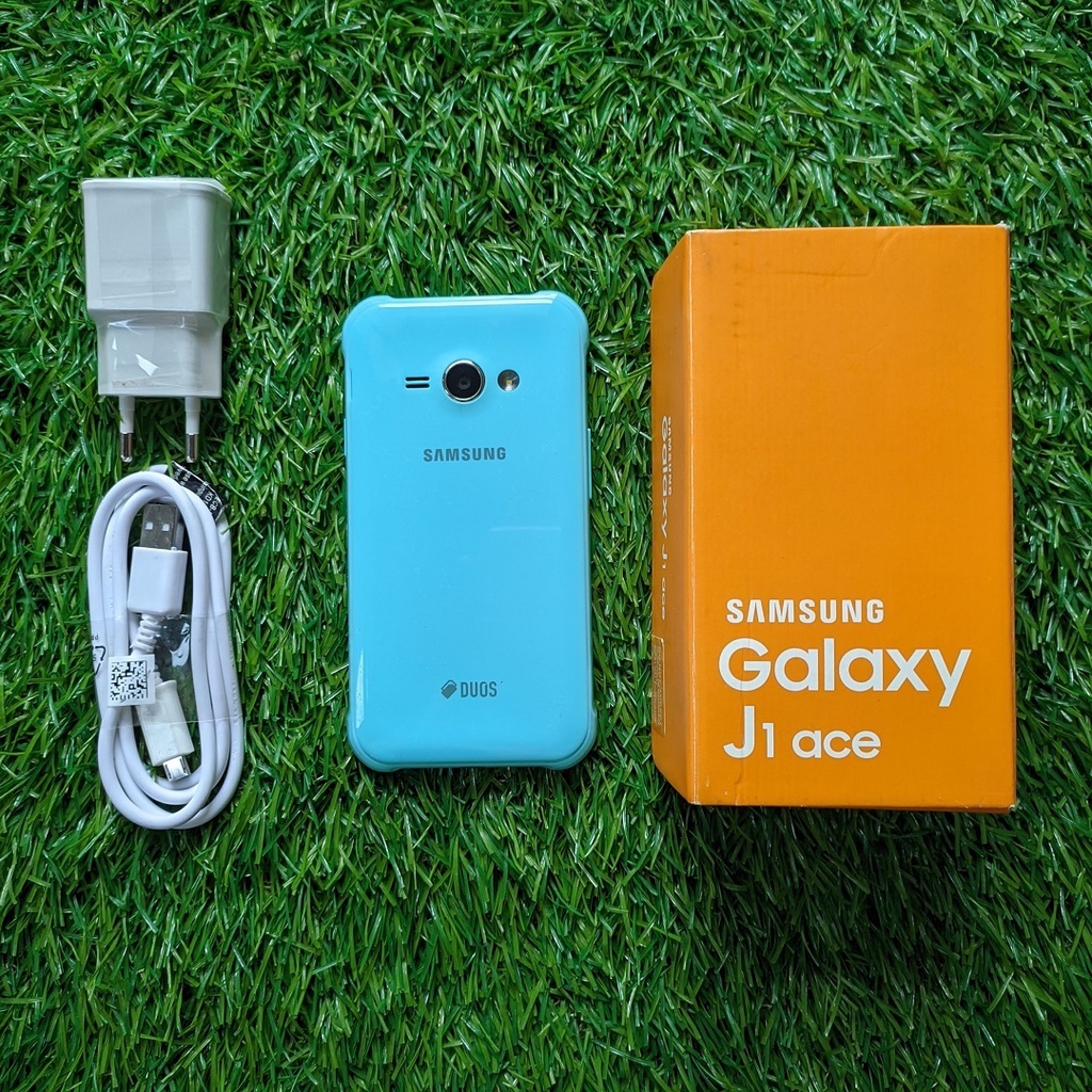 HANDPHONE HP SAMSUNG J1 ACE 1/8GB FULLSET NO HEADSET SECOND SEKEN BEKAS MURAH
