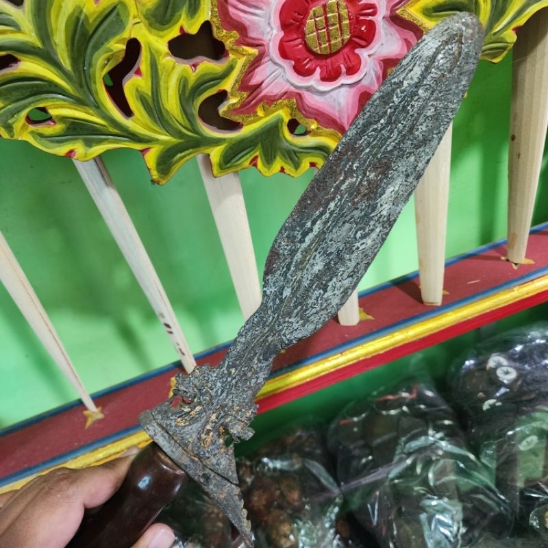 KERIS BETHOK NAGA TEMANTEN ANTIK