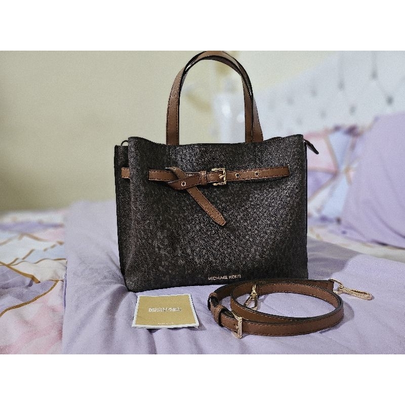 MK Emilia / Tas Wanita