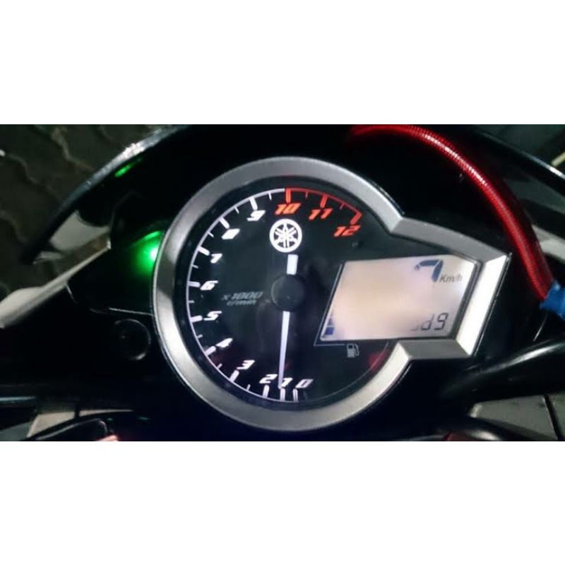 Polaris LCD Speedometer VIXION NVL / Polarizer VIXION NVL