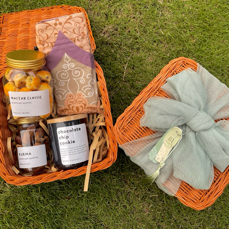 

READY STOCK Hampers Lebaran 2025 Parcel Ramadhan Parcel Idul Fitri Hampers Idul Fitri Kue Nastar Kue Kastangel Kue Putri Salju Kue Cookies