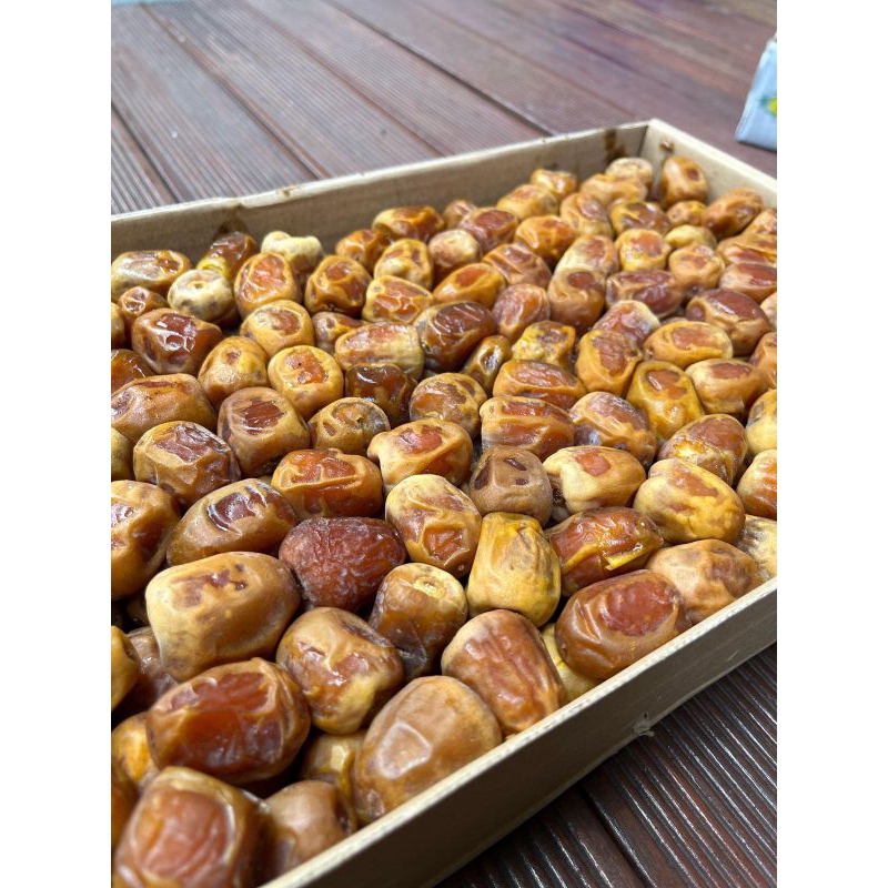 

Kurma Sukari 3 Kg | Sukari Al-Qossim | Kurma Basah | Kurma Madu Sukari 3 Kg