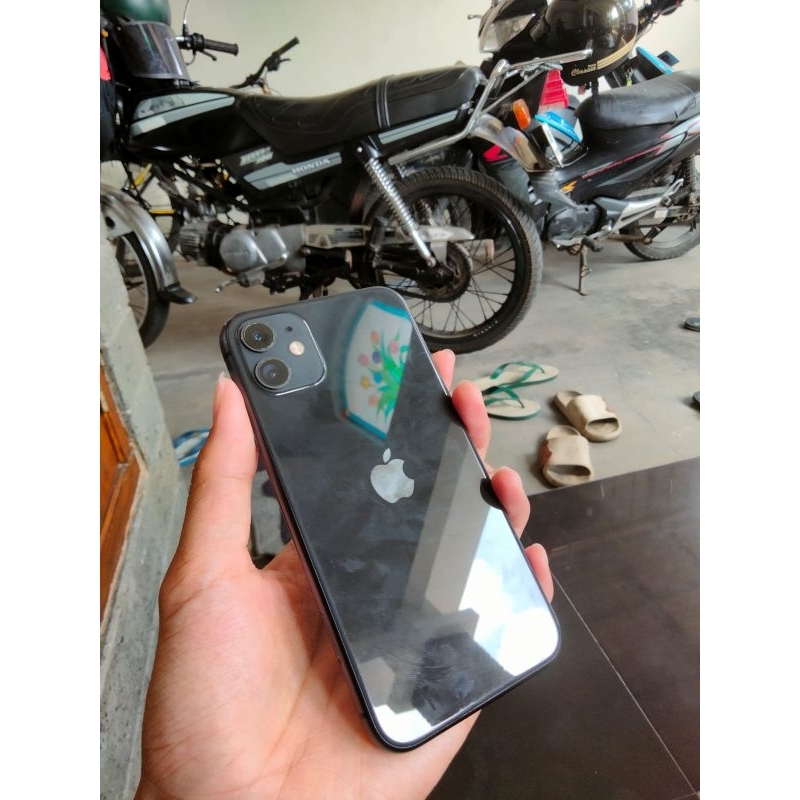 IP 11 64 GB LOCK ICLOUD LOST